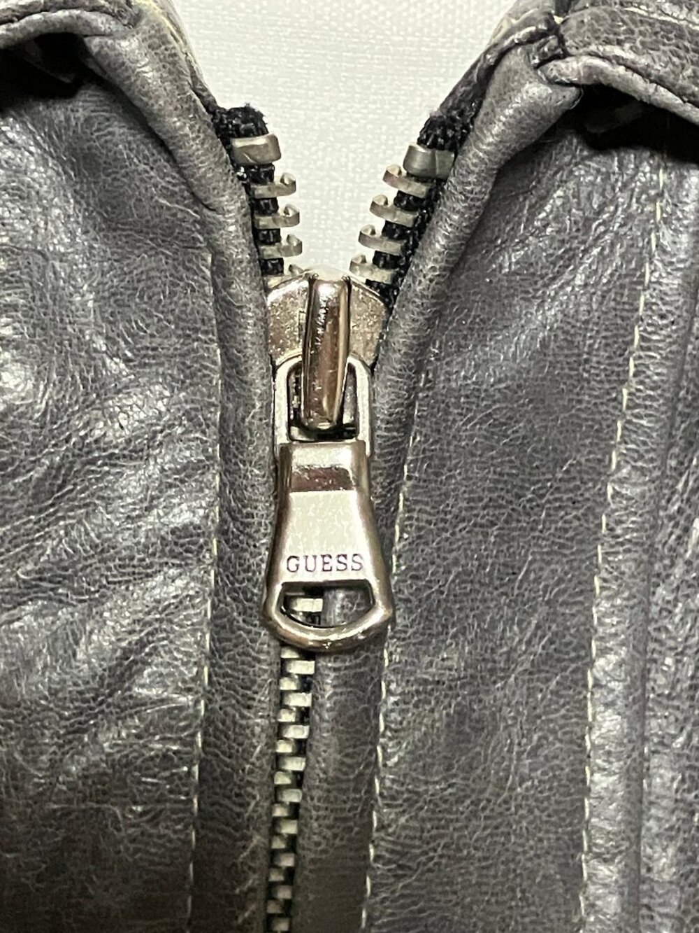 Vintage Guess Women's Genuine Leather Jacket, Size Medium, Black, Y2K, Moto - Picture 6 of 10